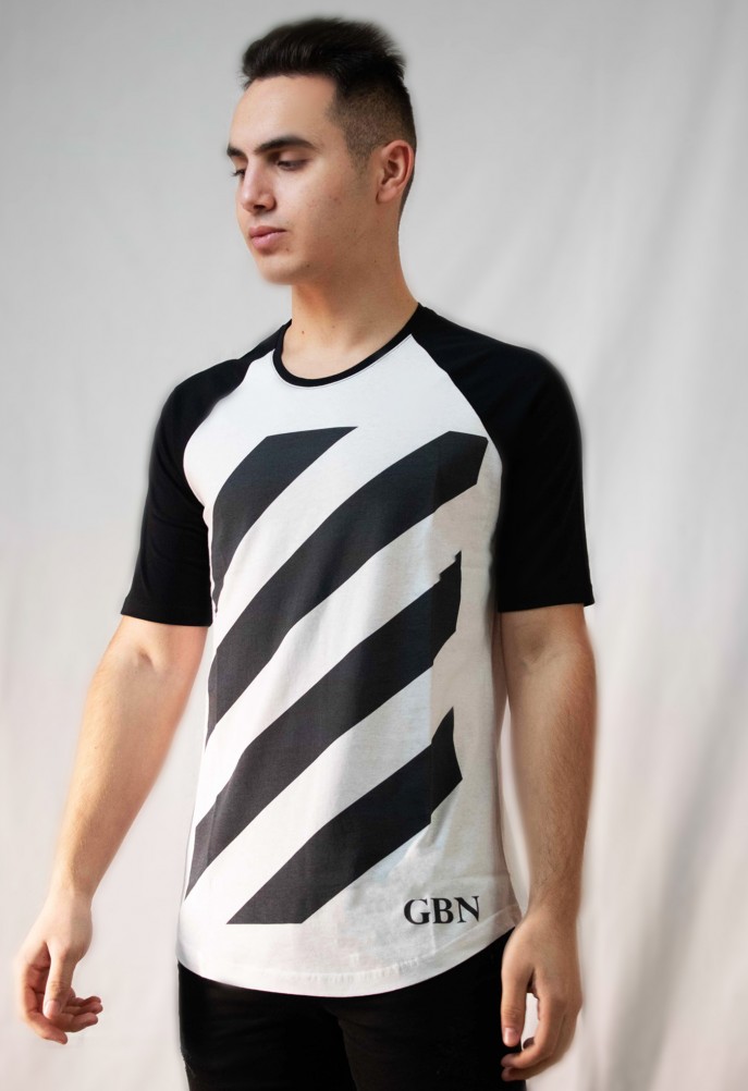 Shortsleeve t-shirt with stripes