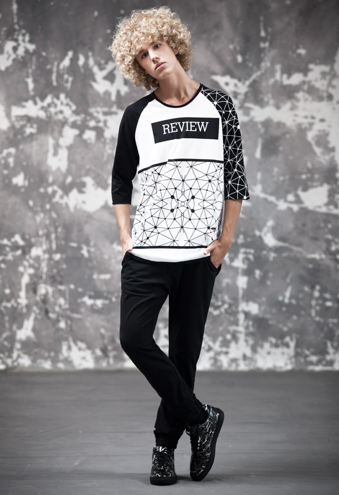 Black and white tshirt with print
