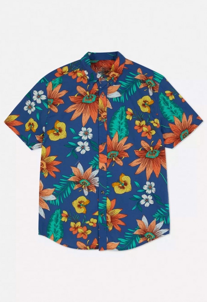 Shortsleeve shirt with floral print