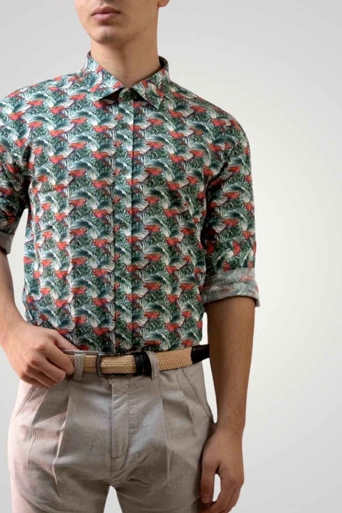 Longsleeve shirt with parrots print