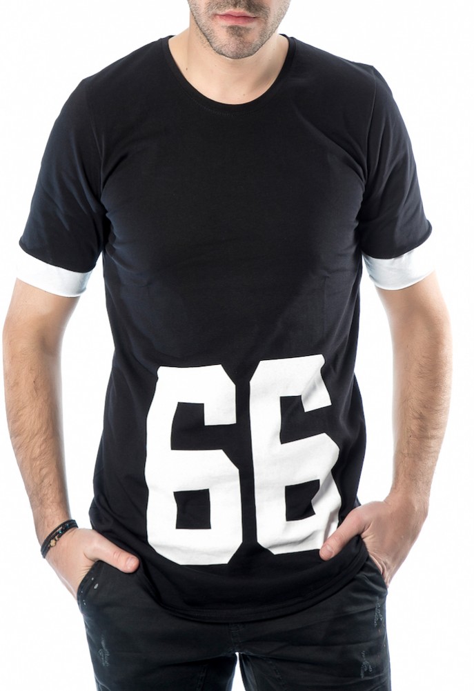 Shortsleeve t-shirt in black and white