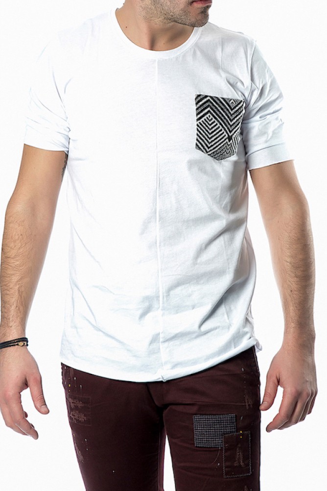 Shortsleeve t-shirt with knitted pocket