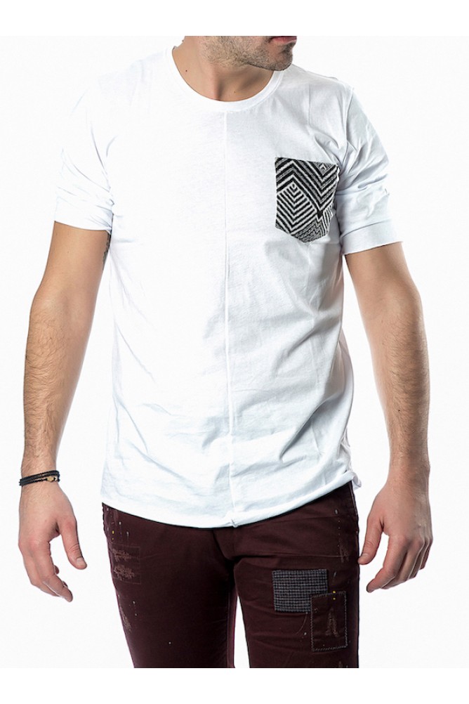 Shortsleeve t-shirt with knitted pocket